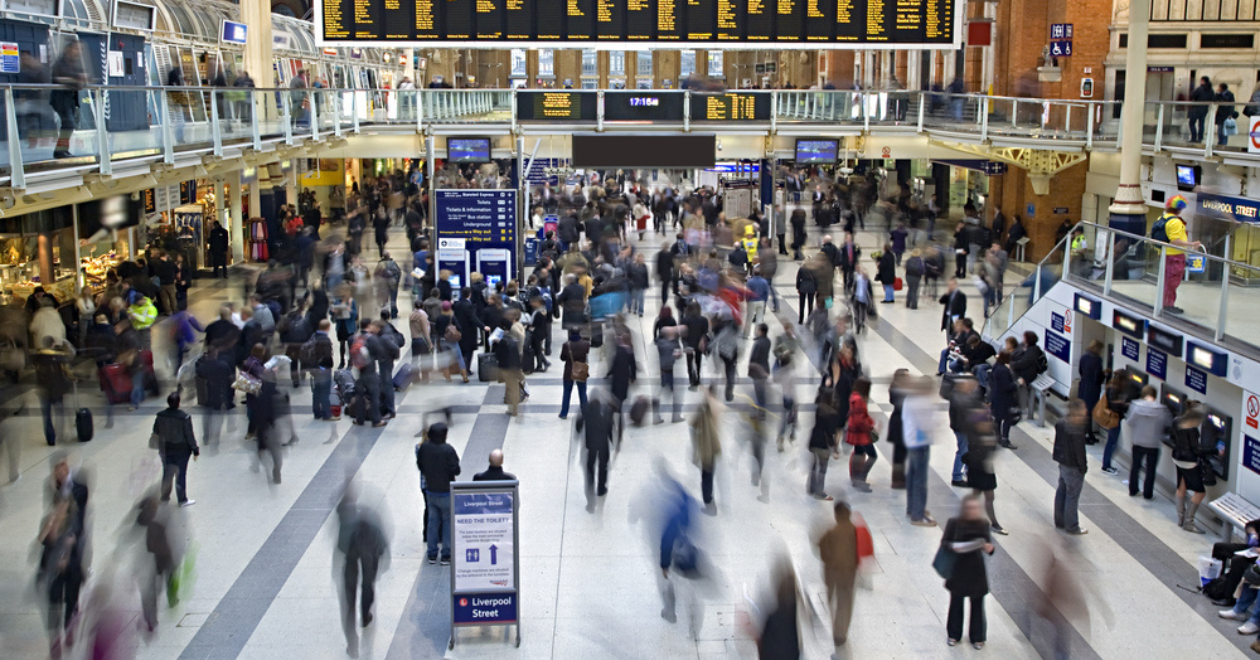 Liverpool street station in the UK at rush hour